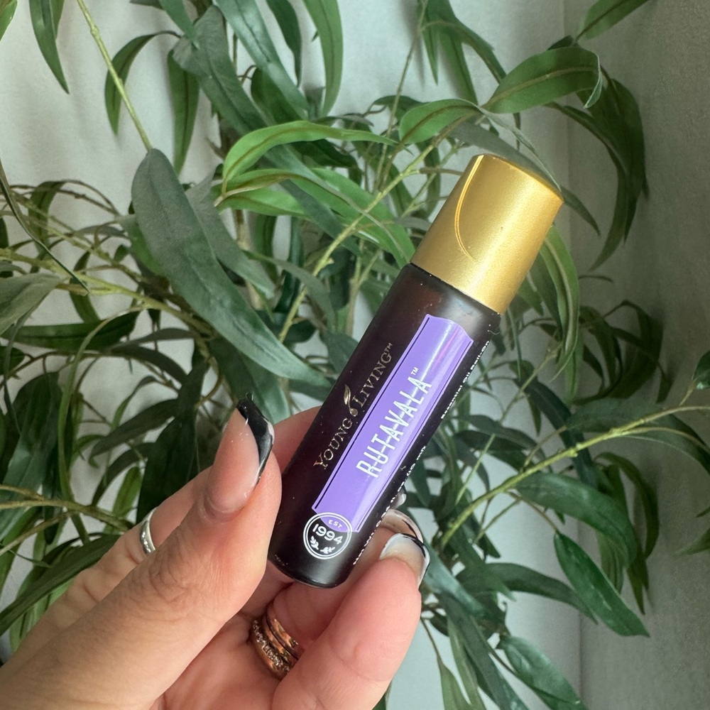 Young Living‎ RutaVaLa Roll-On – 10ml